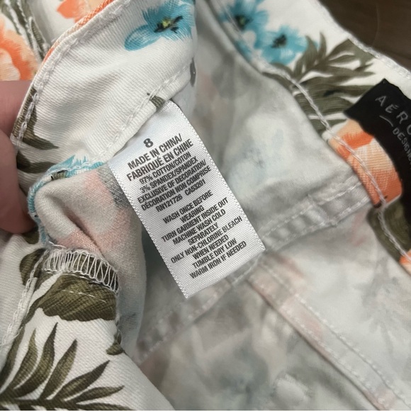 Aeropostale Floral Midi Shorts - Picture 4 of 9